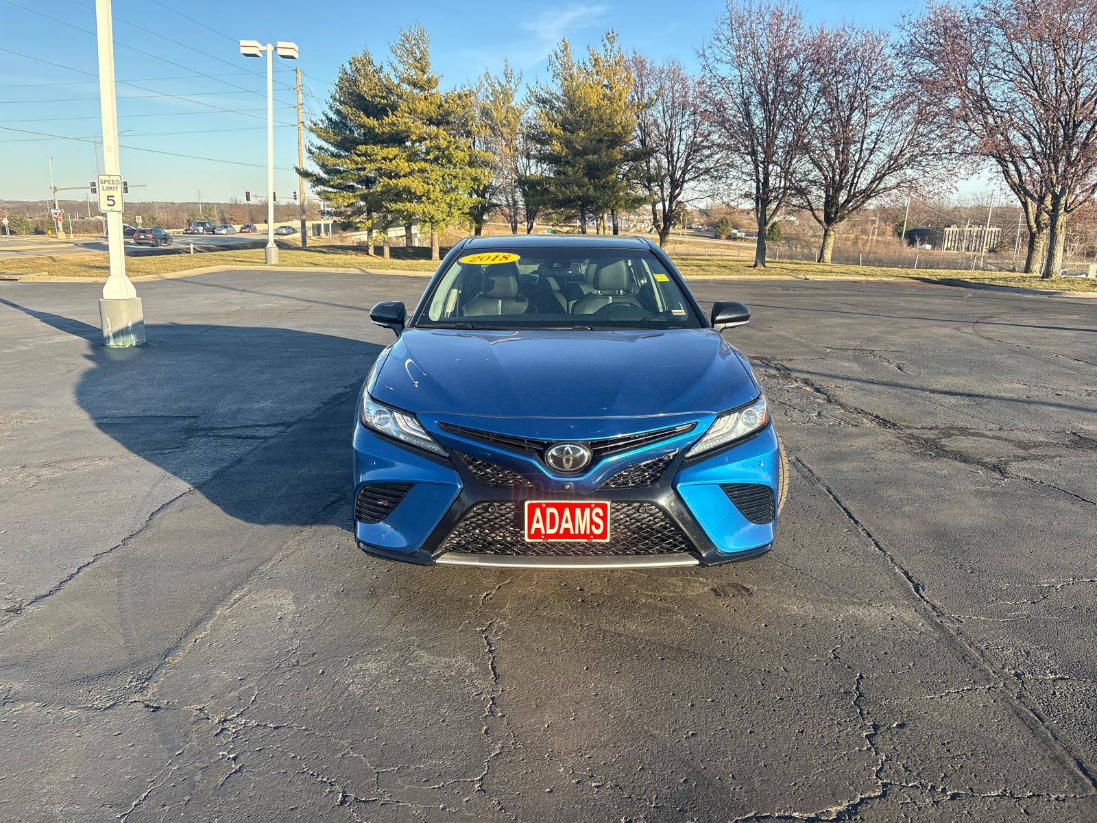 Used 2018 Toyota Camry XSE image 2