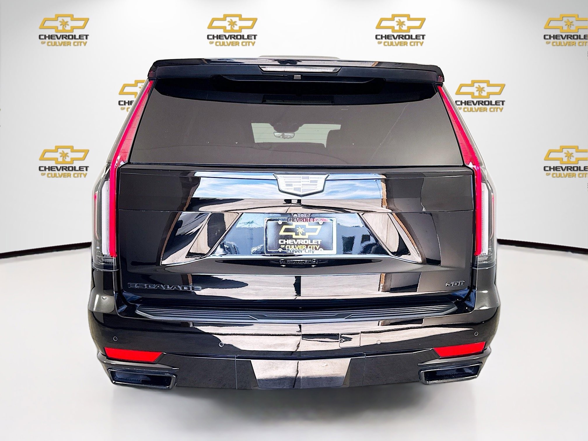 Used 2023 Cadillac Escalade Sport w/ LPO, ONYX Package AWD/4WD image 6