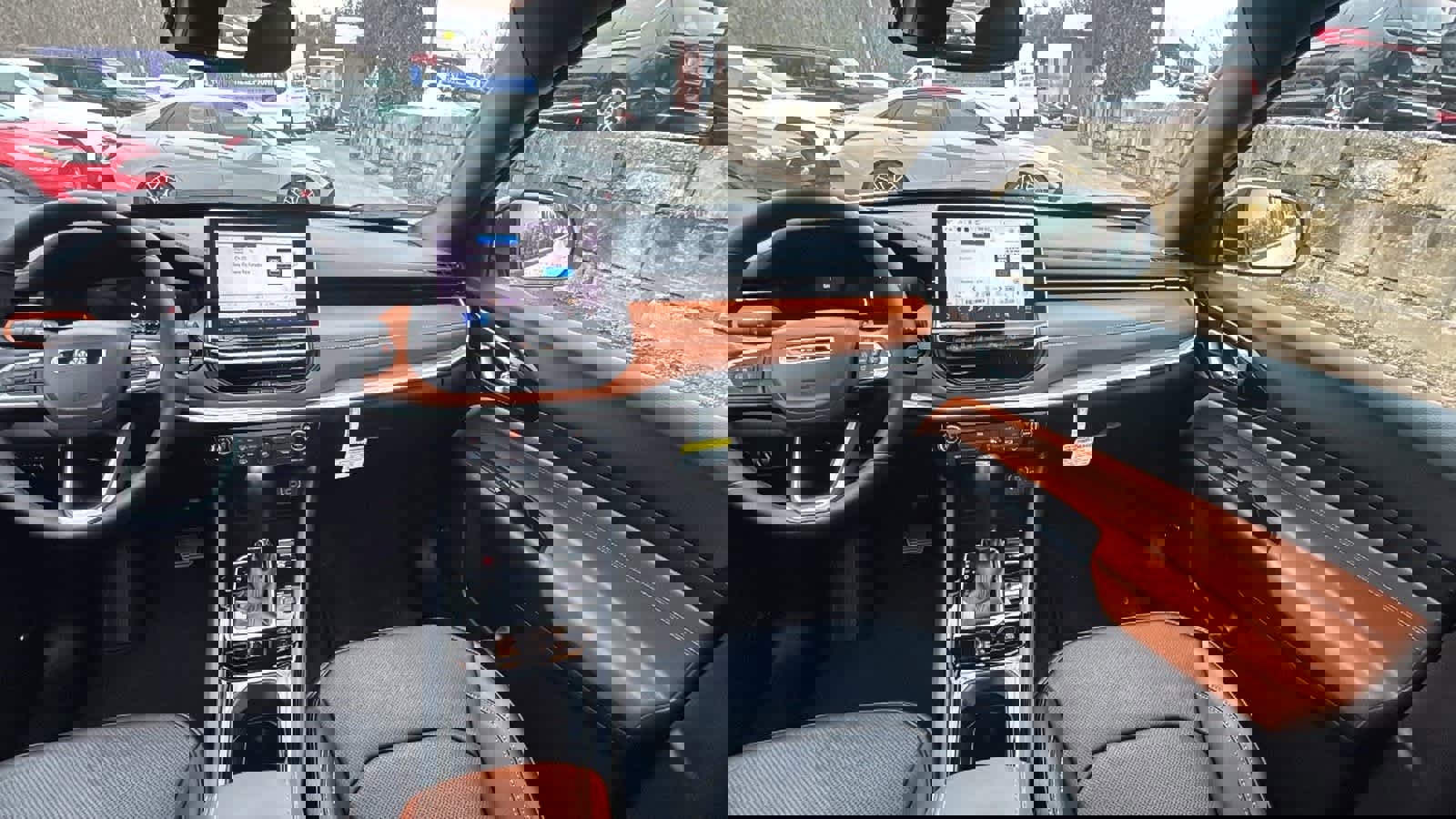 Used 2025 Jeep Compass Limited w/ Elite Group image 27