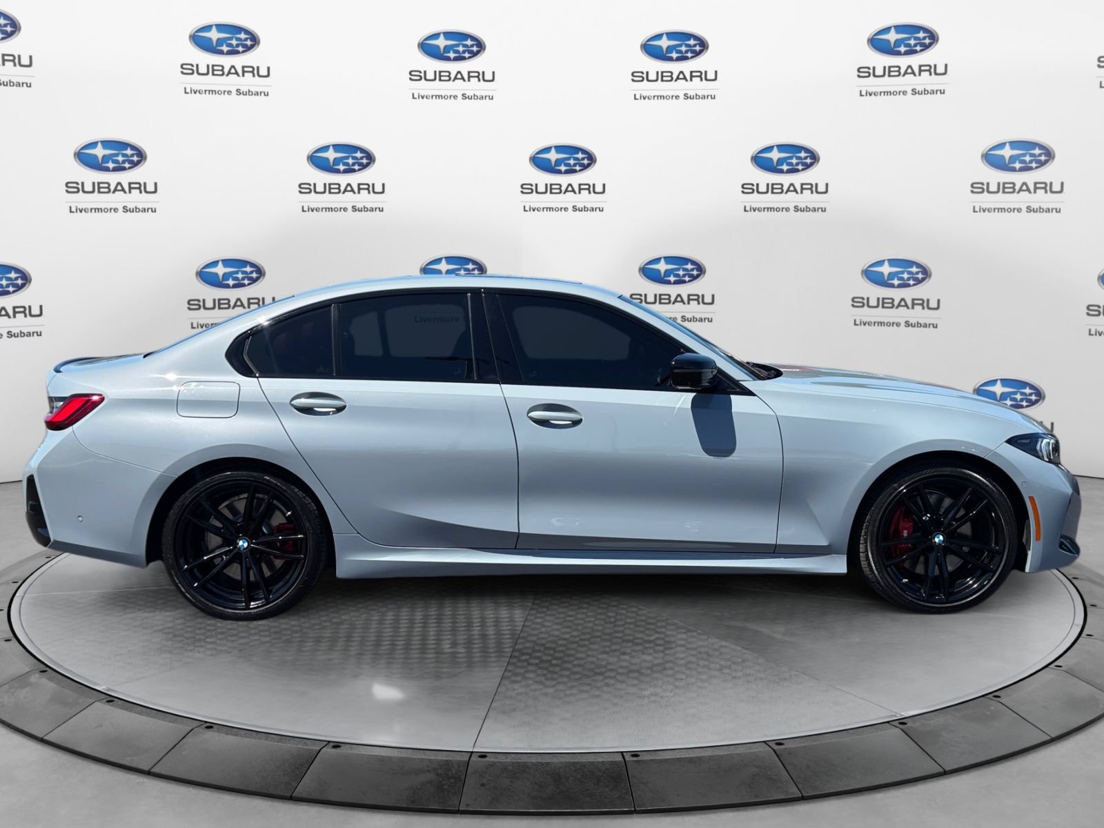 Used 2023 BMW 330i Sedan w/ M Sport Package RWD image 6