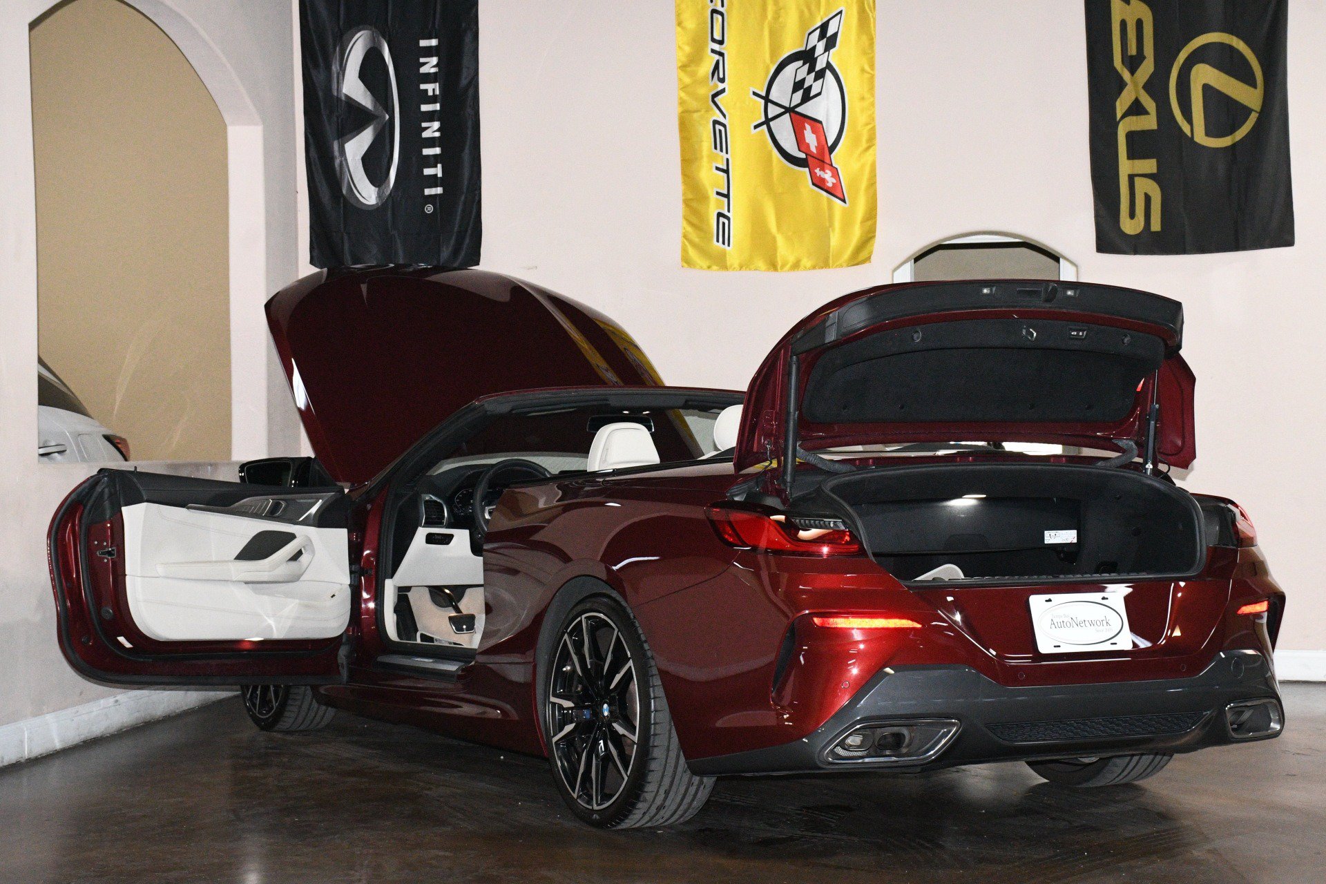 Used 2023 BMW M850i xDrive Convertible w/ Driving Assistance Package AWD/4WD image 92