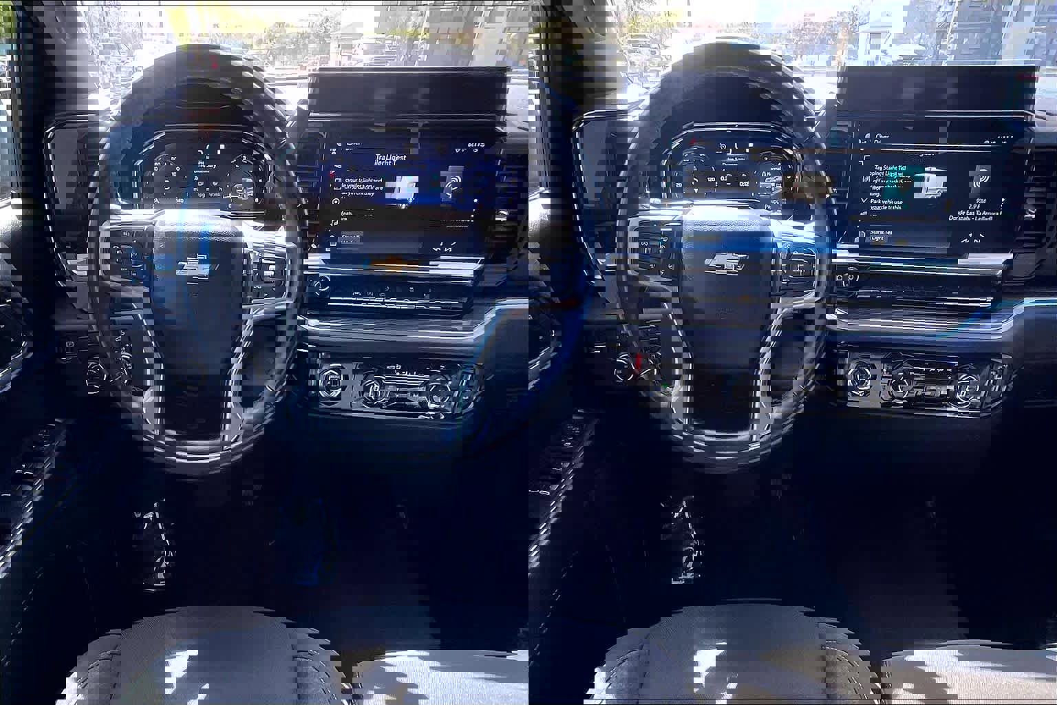 Used 2023 Chevrolet Silverado 1500 LT image 6