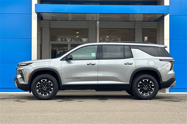 New 2026 Chevrolet Traverse Z71 w/ Enhanced Driving Package image 9