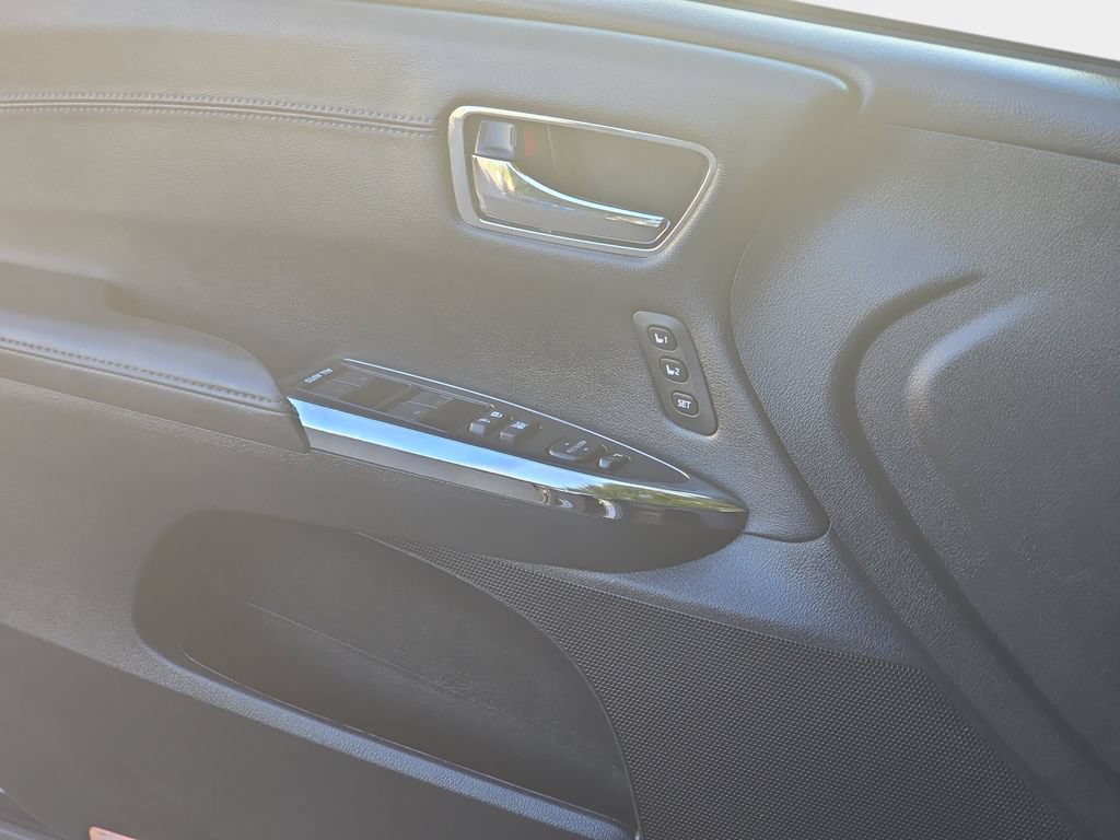 Used 2015 Toyota Avalon XLE Touring Sport Edition FWD image 30