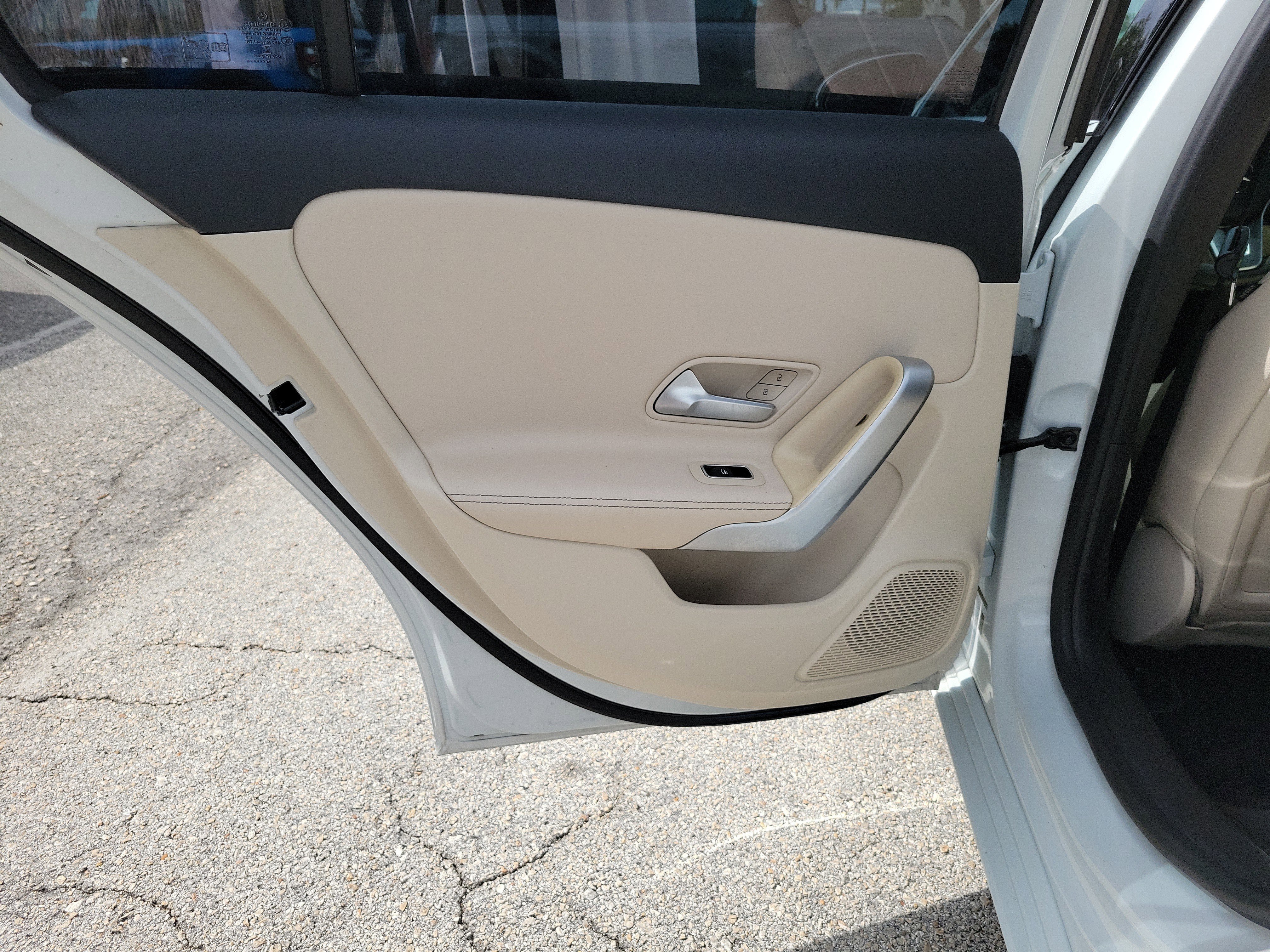 Used 2020 Mercedes-Benz A 220 image 11