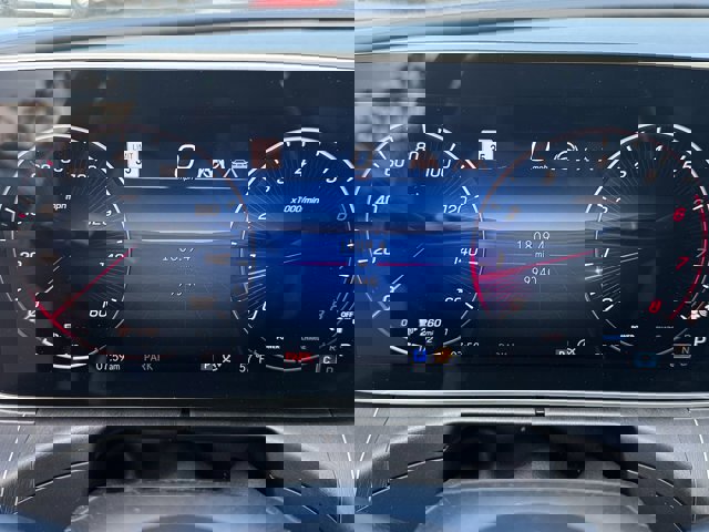 Used 2024 Mercedes-Benz CLE 450 4MATIC Cabriolet image 25