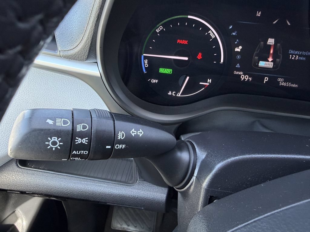 Used 2025 Toyota Sienna XLE FWD image 23