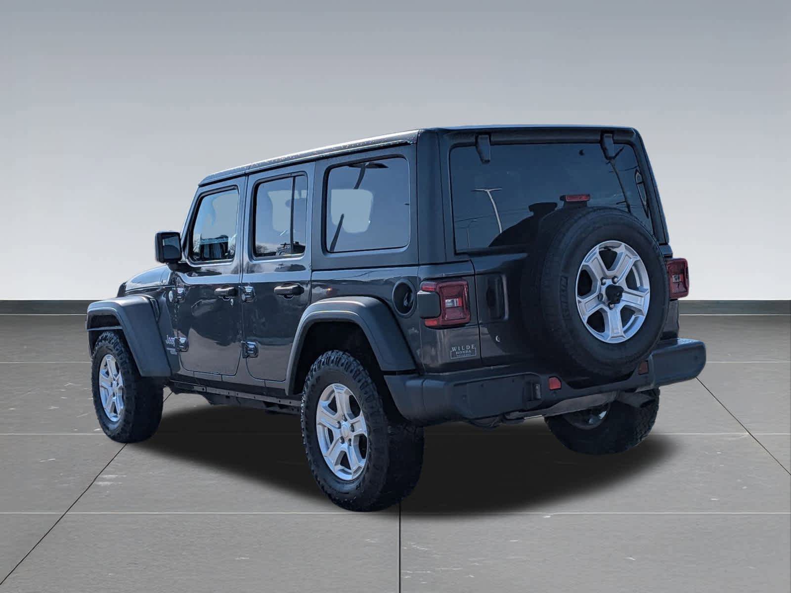 Used 2019 Jeep Wrangler Unlimited Sport S AWD/4WD image 4
