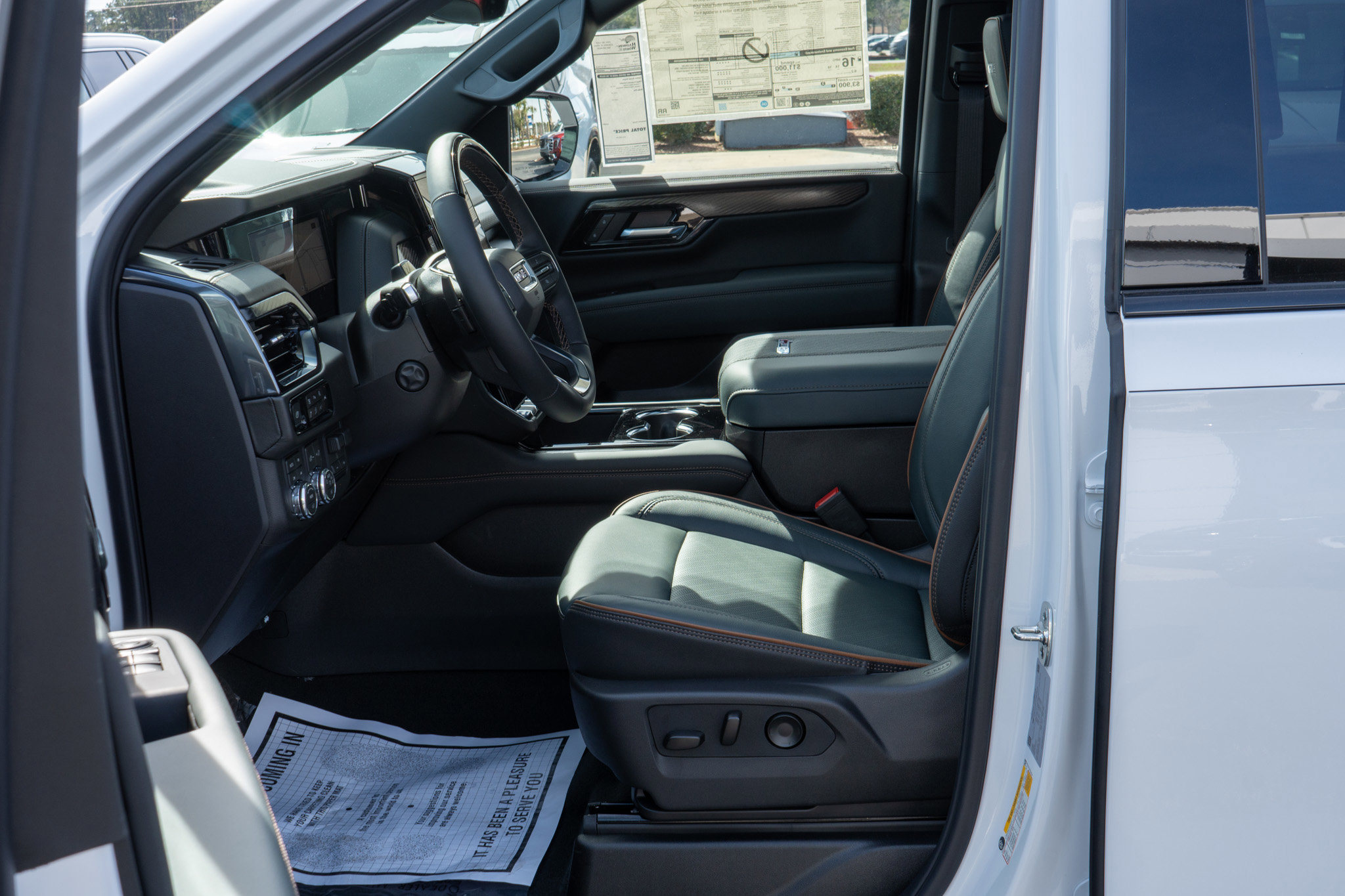 New 2026 GMC Yukon AT4 w/ AT4 Premium Plus Package image 19