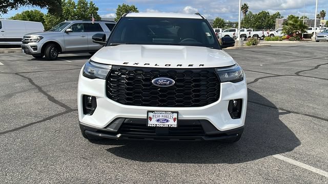 New 2026 Ford Explorer ST-Line w/ ST-Line Street Pack RWD image 8