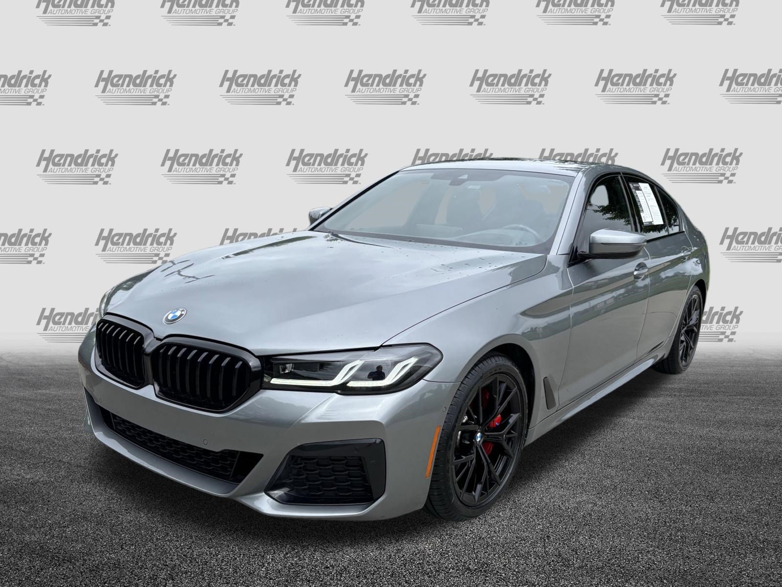 Certified 2023 BMW 530i xDrive w/ M Sport Package AWD/4WD image 5