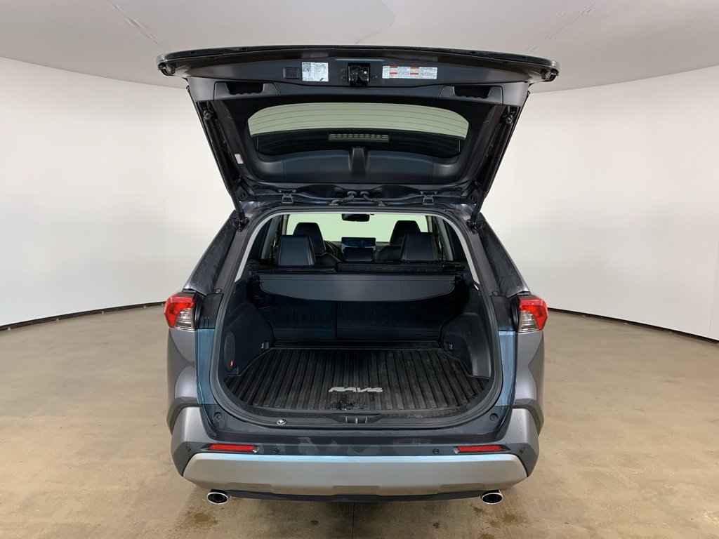 Used 2024 Toyota RAV4 Limited w/ Advanced Technology Package image 12