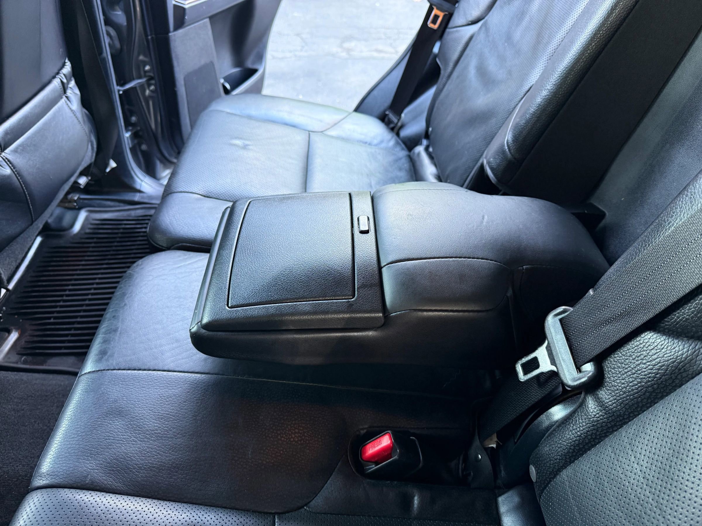 Used 2016 Lexus GX 460 image 18