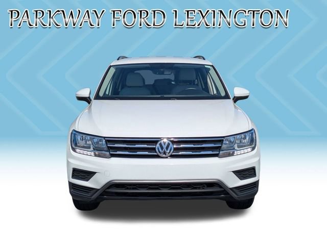 Used 2021 Volkswagen Tiguan SE image 2