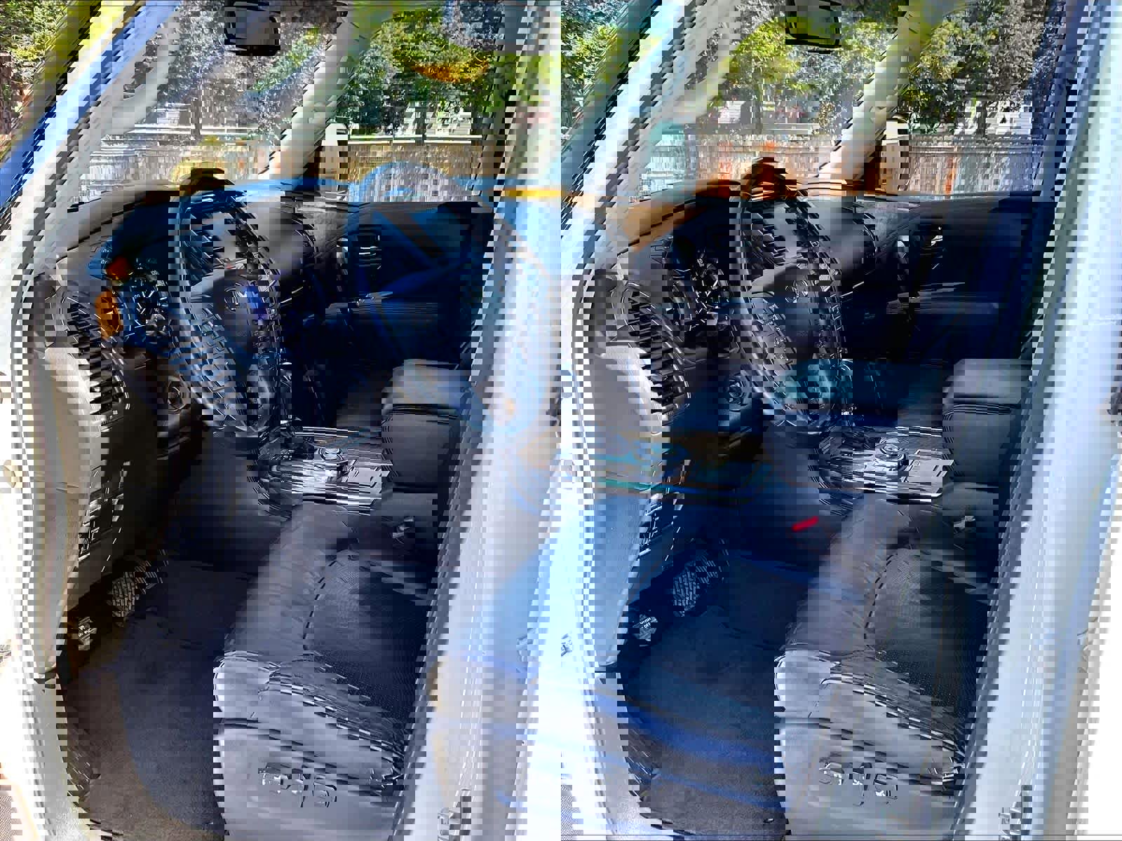 Used 2014 INFINITI QX80 2WD w/ Theater Package image 16