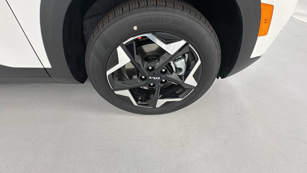 New 2026 Kia Seltos EX image 9