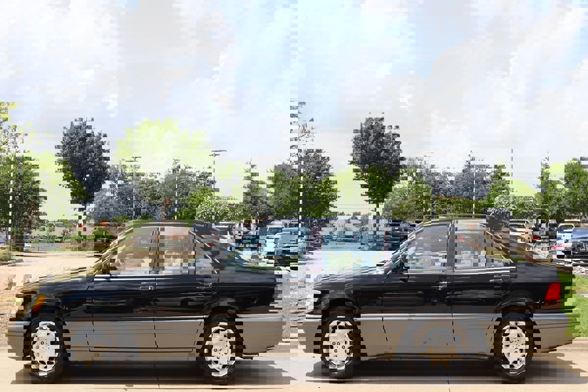 Used 1995 Mercedes-Benz S 320 image 6