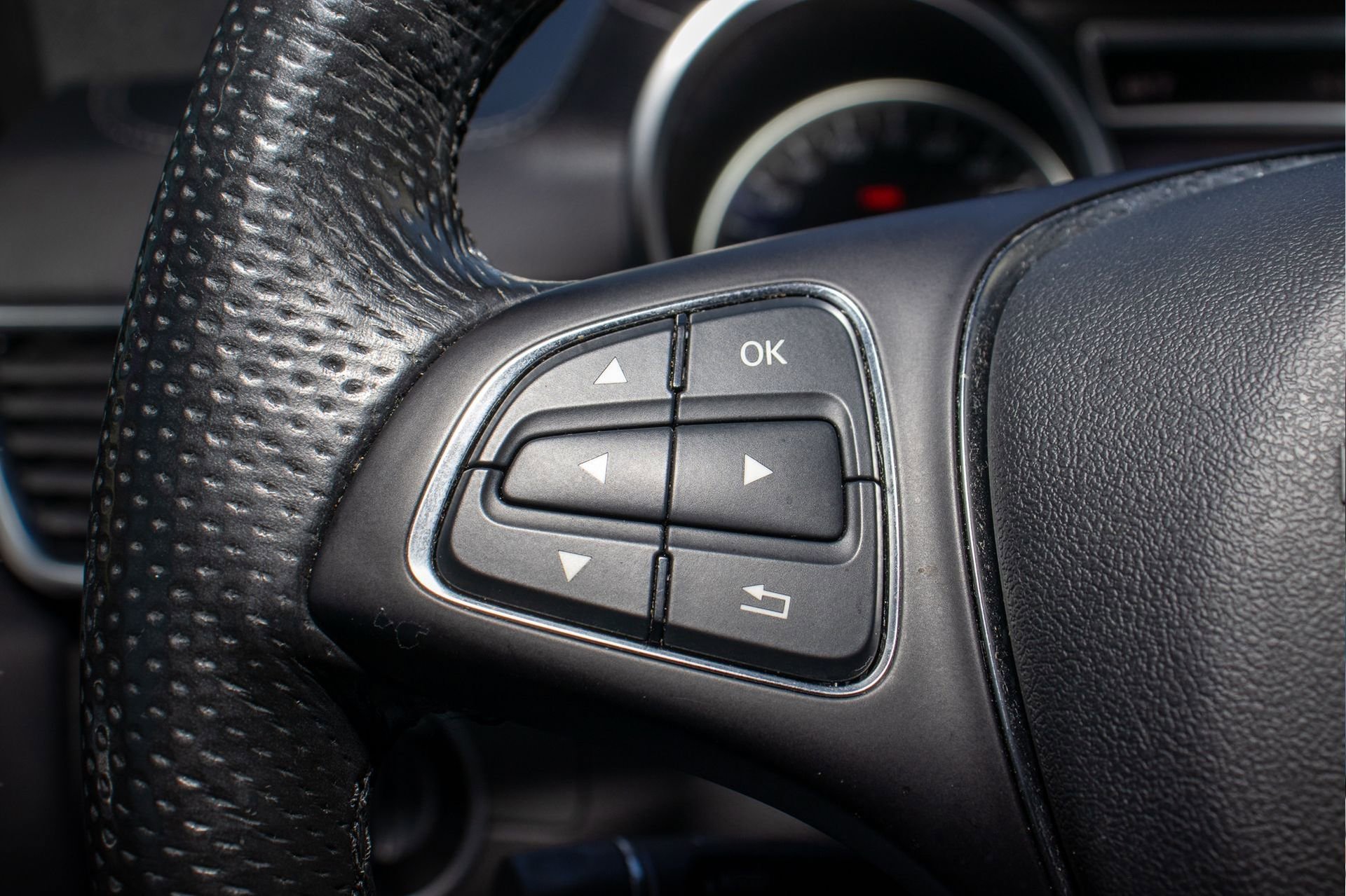 Used 2018 Mercedes-Benz GLE 43 AMG 4MATIC Coupe w/ Premium 3 Package image 26