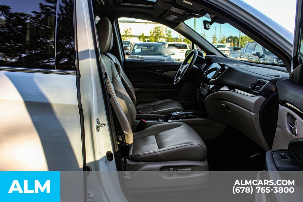 Used 2021 Honda Pilot Elite image 22