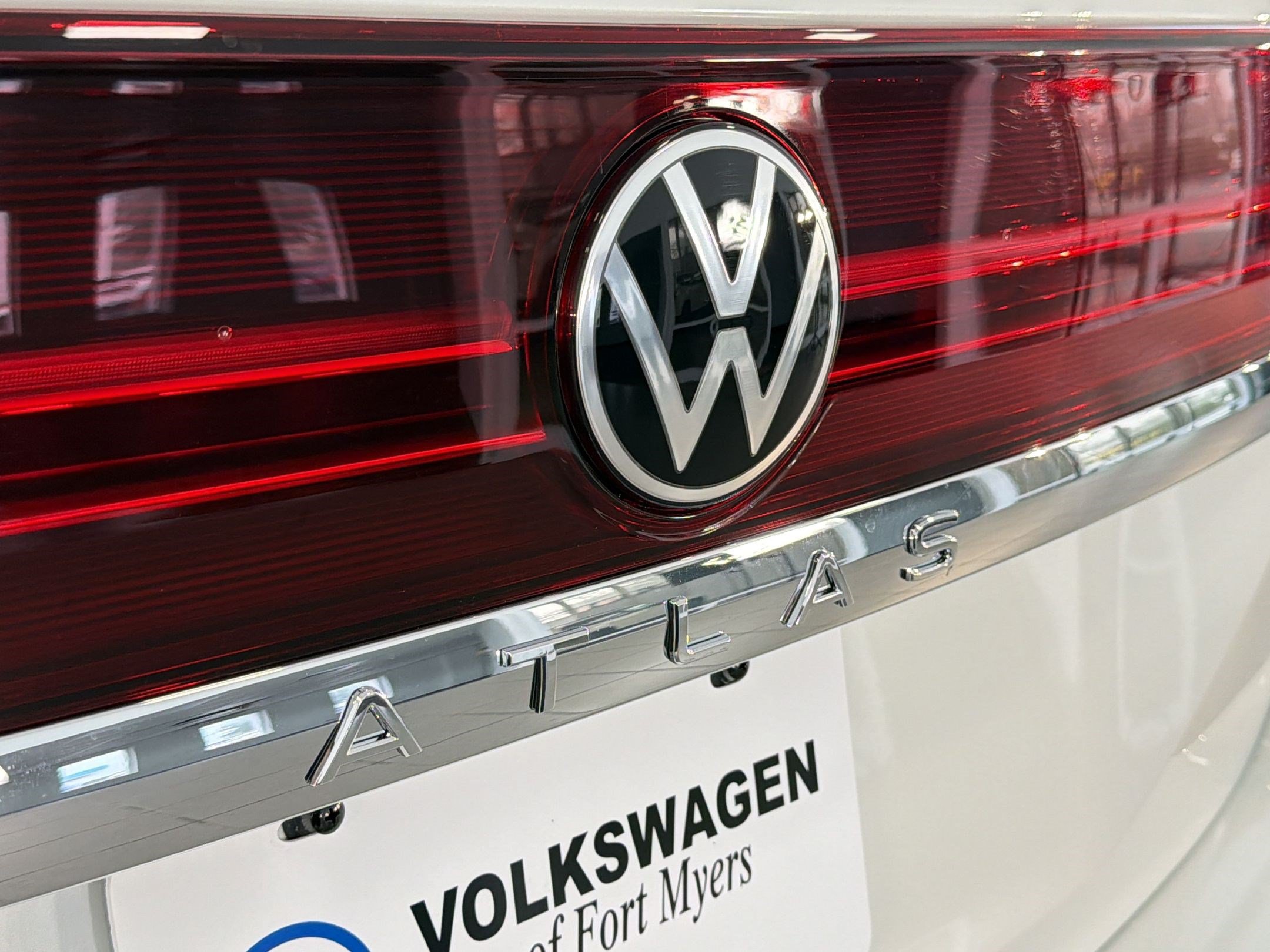 New 2026 Volkswagen Atlas SE FWD image 36