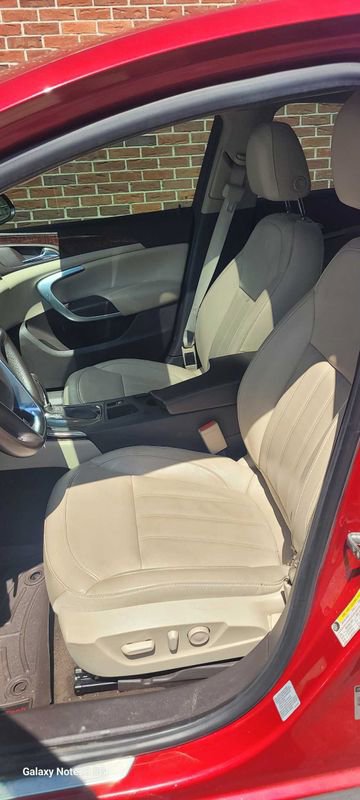 Used 2013 Buick Regal Premium FWD image 16