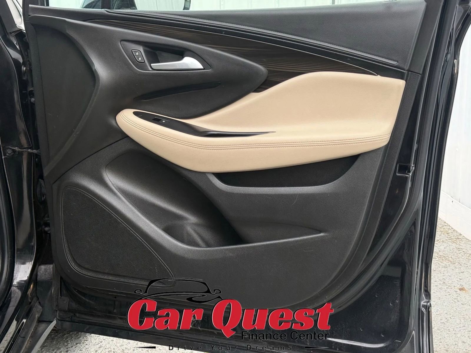 Used 2019 Buick Envision Essence image 20