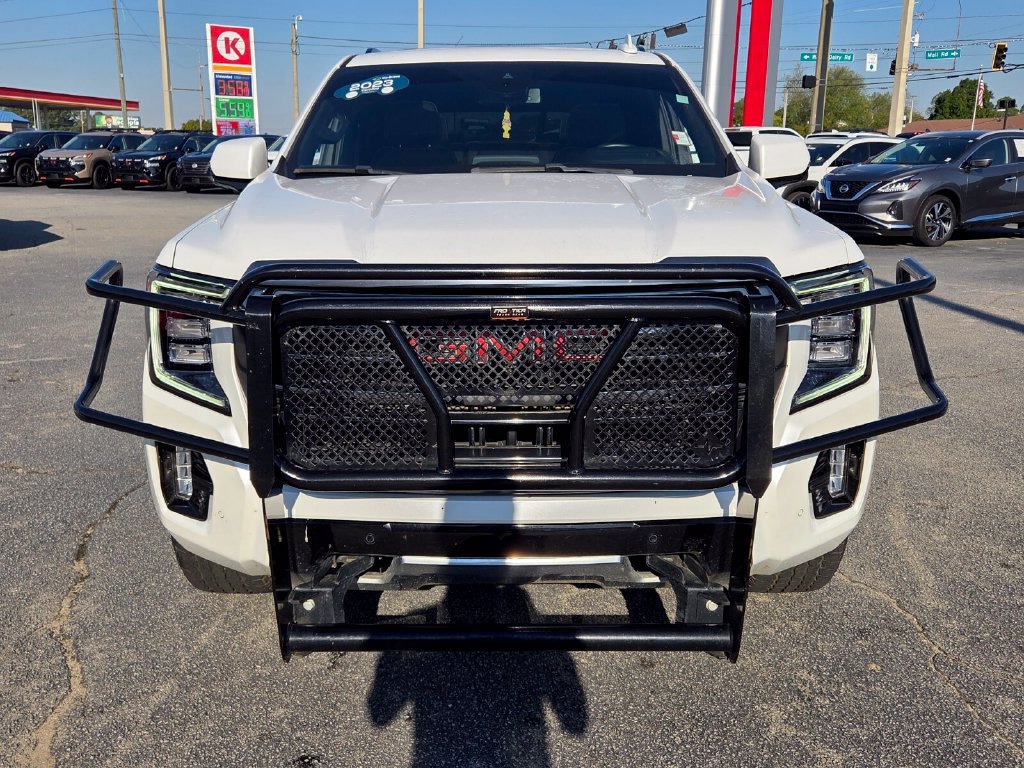 Certified 2023 GMC Yukon AT4 w/ AT4 Premium Plus Package AWD/4WD image 19
