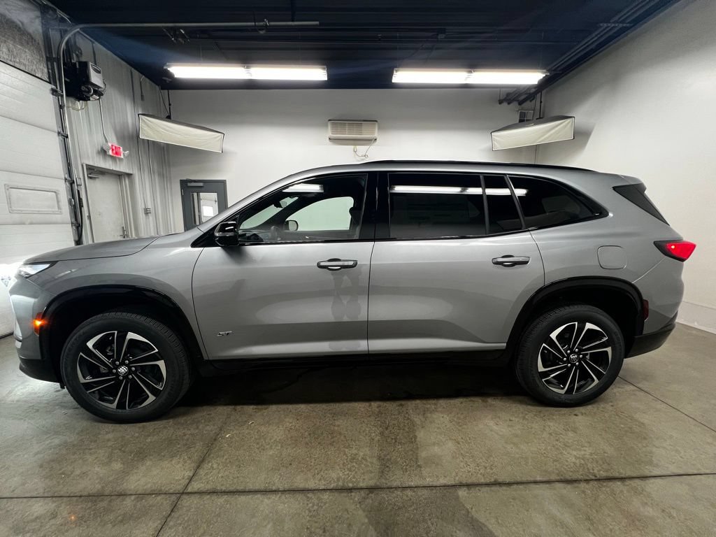 New 2026 Buick Enclave Sport Touring w/ Power Package AWD/4WD image 6
