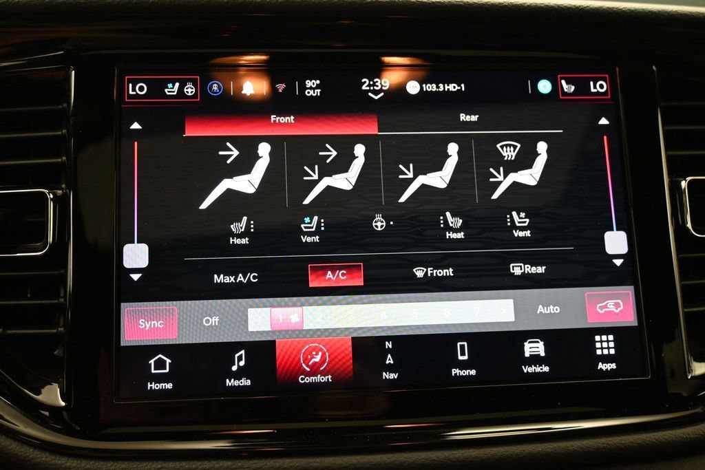 Used 2025 Dodge Durango GT AWD/4WD image 14