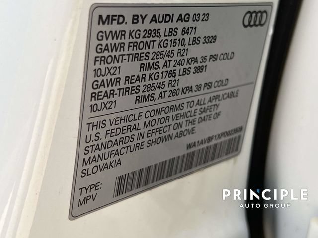 Used 2023 Audi Q8 Premium w/ Convenience Package AWD/4WD image 35