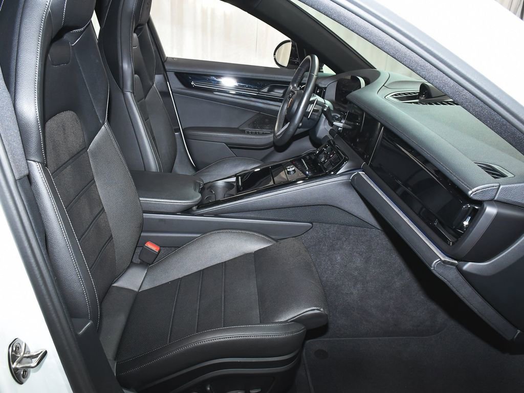 Used 2025 Porsche Panamera 4 E-Hybrid AWD/4WD image 60