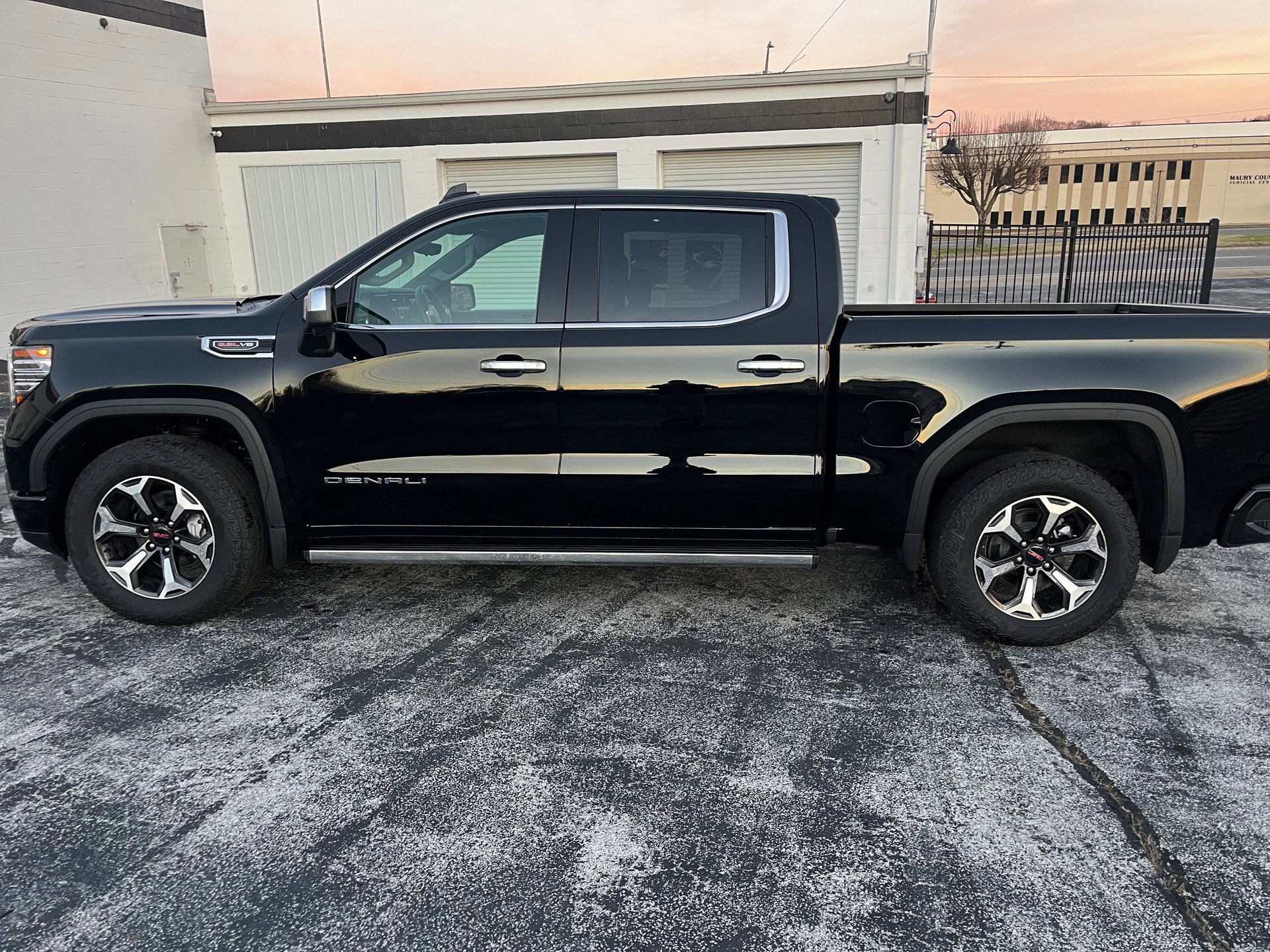 Used 2024 GMC Sierra 1500 Denali w/ Denali Reserve Package image 9