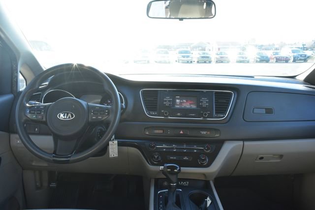 Used 2016 Kia Sedona LX w/ Option Group 020 image 34