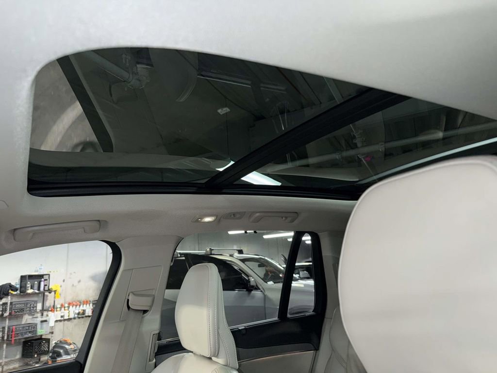 Used 2023 Volvo XC90 T8 Ultimate w/ Protection Package Premier AWD/4WD image 24