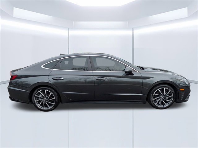 Used 2022 Hyundai Sonata Limited w/ Preferred Accessory Package image 3