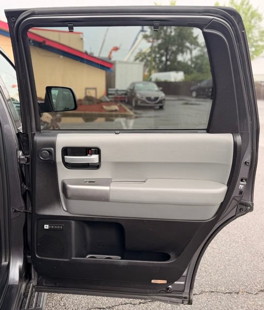Used 2018 Toyota Sequoia Limited w/ Safety & Convenience Package AWD/4WD image 20