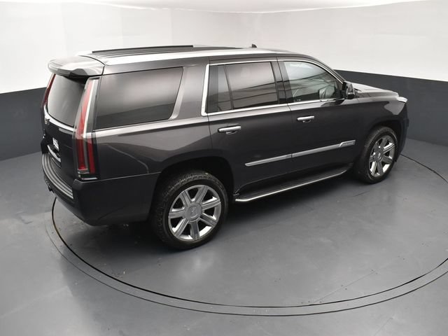 Used 2018 Cadillac Escalade Luxury AWD/4WD image 18