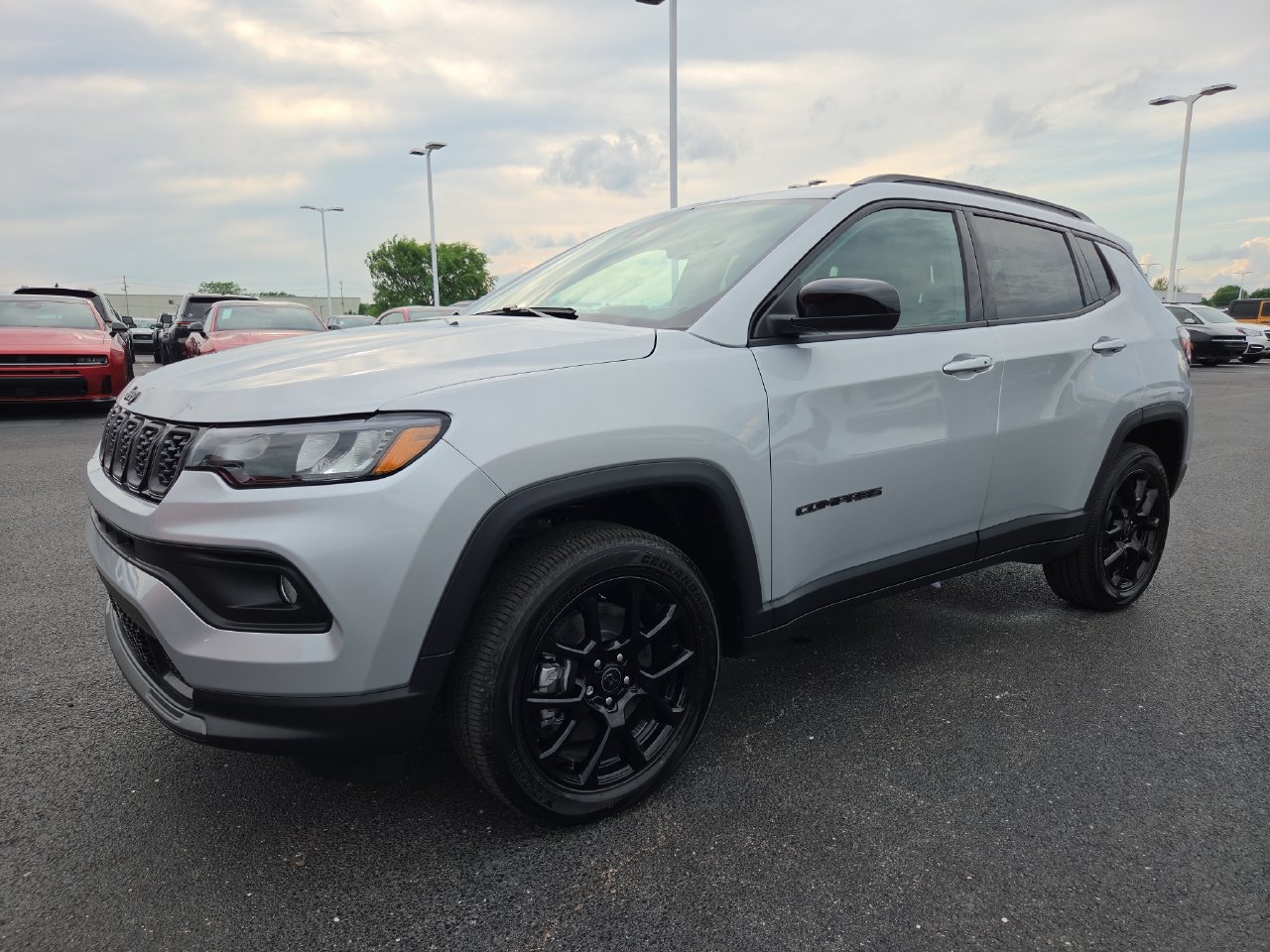 New 2026 Jeep Compass Latitude AWD/4WD image 3