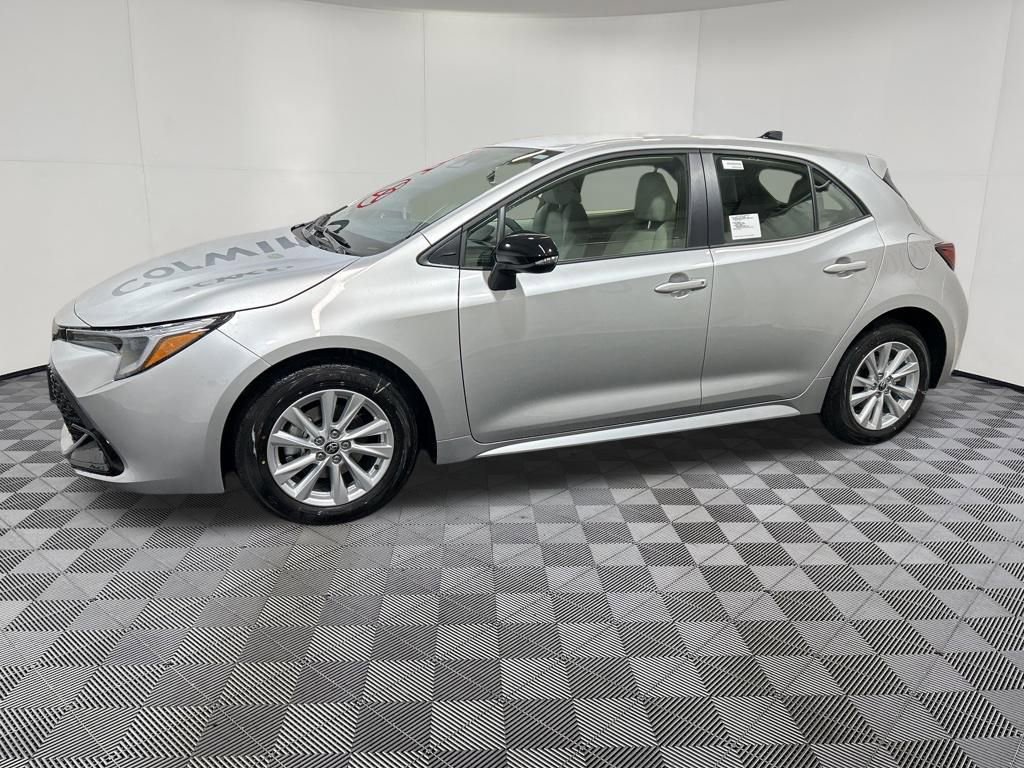 Used 2026 Toyota Corolla SE FWD image 4