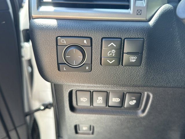 Used 2023 Lexus GX 460 Premium AWD/4WD image 27