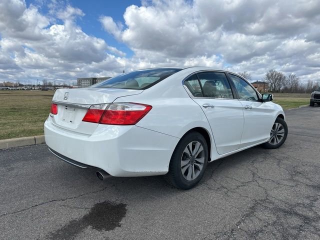 Used 2015 Honda Accord LX image 9