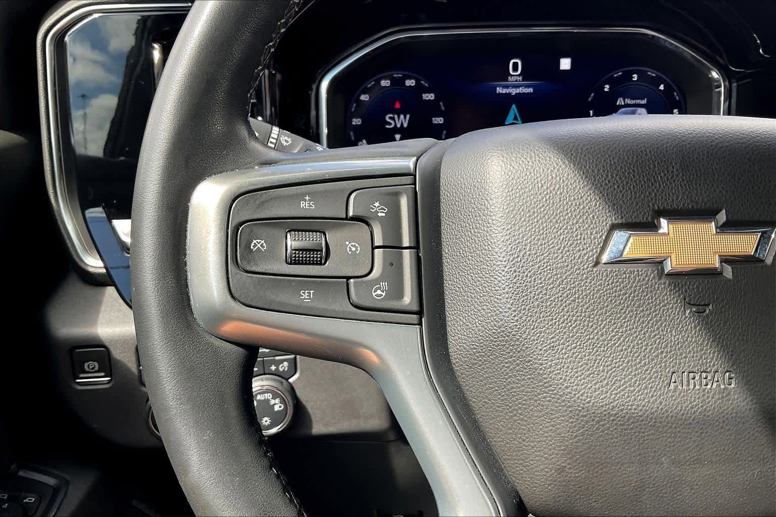 Certified 2023 Chevrolet Silverado 1500 LT AWD/4WD image 15