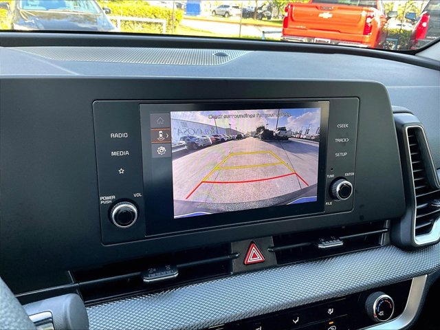 Used 2024 Kia Sportage LX FWD image 23