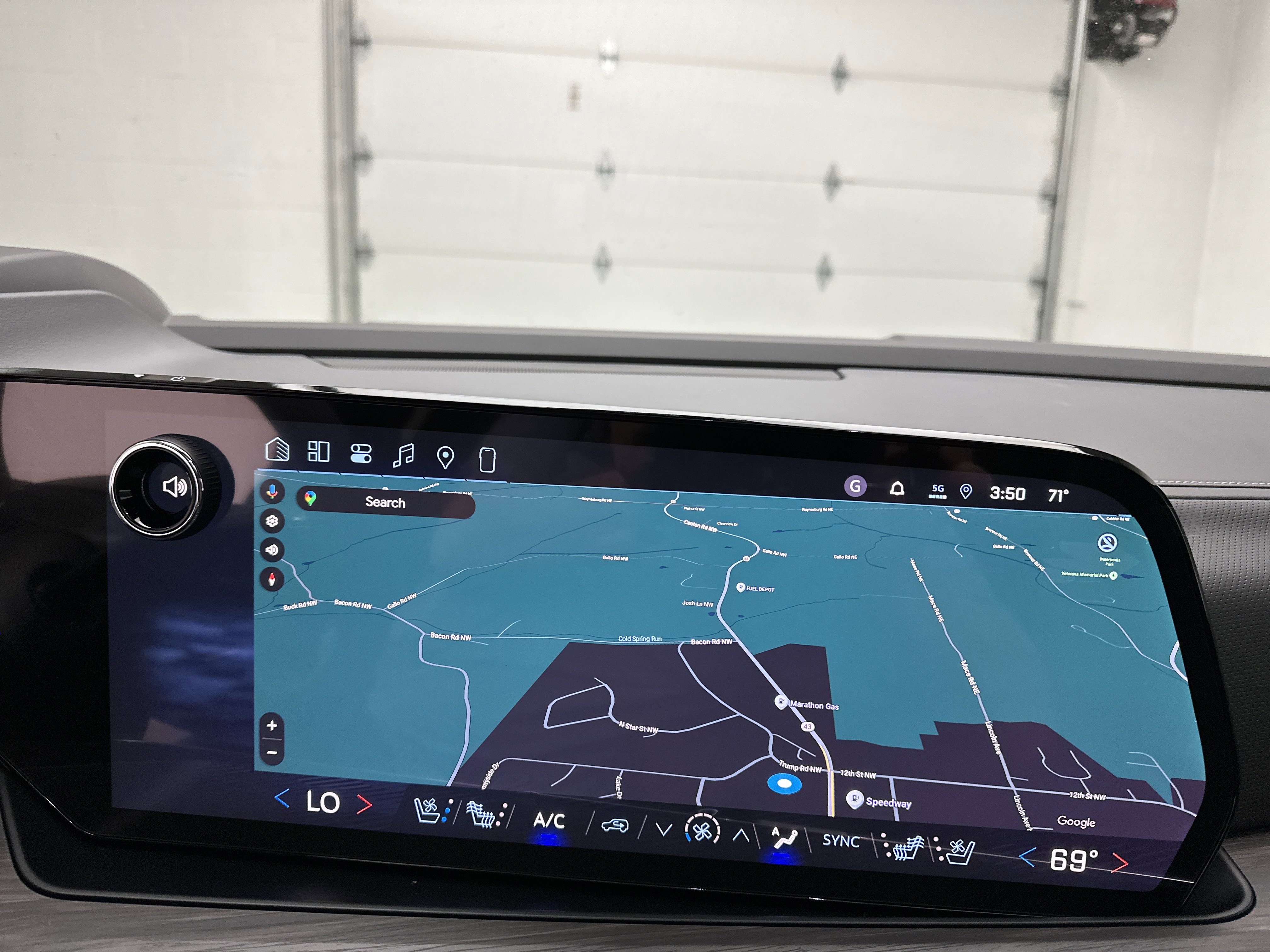 New 2026 Chevrolet Tahoe Premier image 39