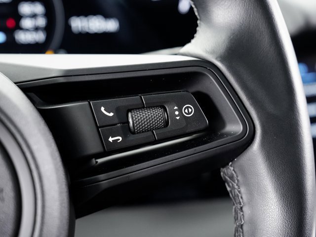 Used 2024 Porsche Taycan image 17