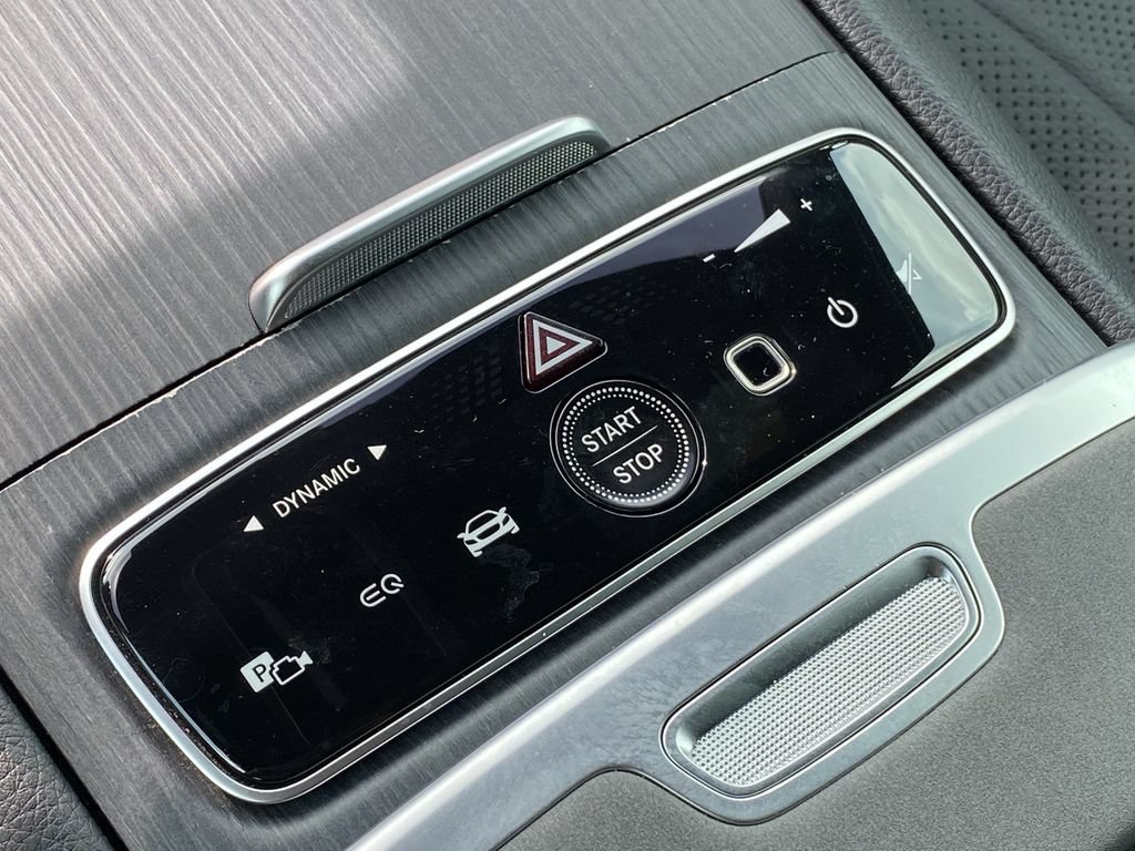 Used 2023 Mercedes-Benz EQS 580 4MATIC SUV image 14