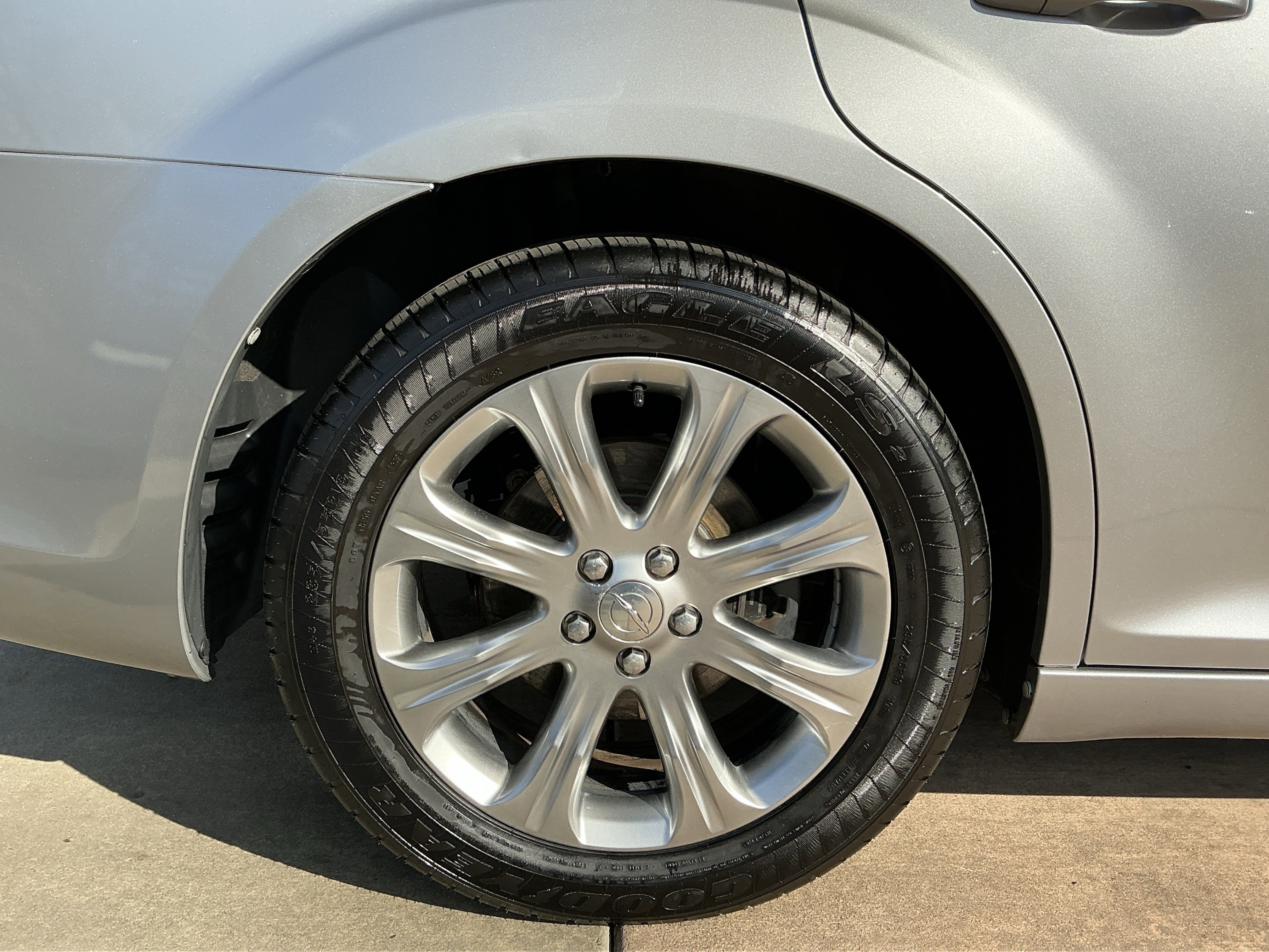 Used 2013 Chrysler 300 S image 29