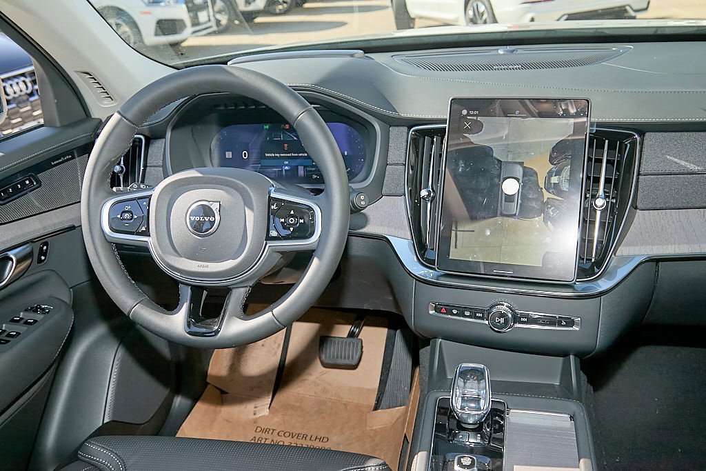 New 2026 Volvo XC90 B6 Ultra w/ Protection Package image 26