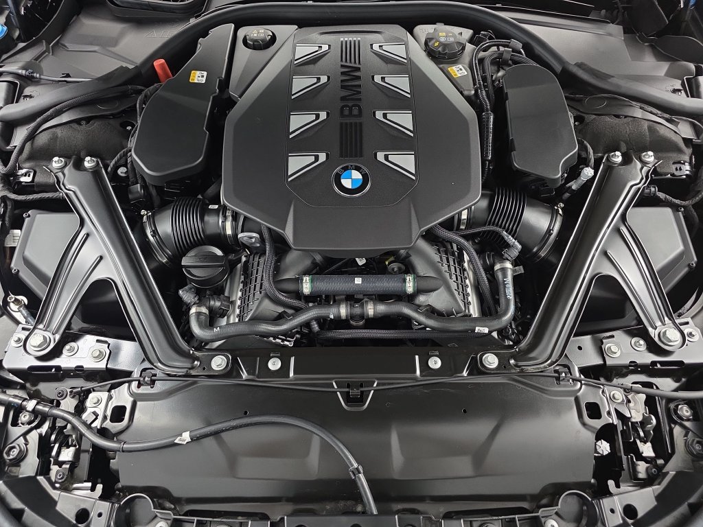New 2026 BMW 760i xDrive w/ Executive Package AWD/4WD image 30