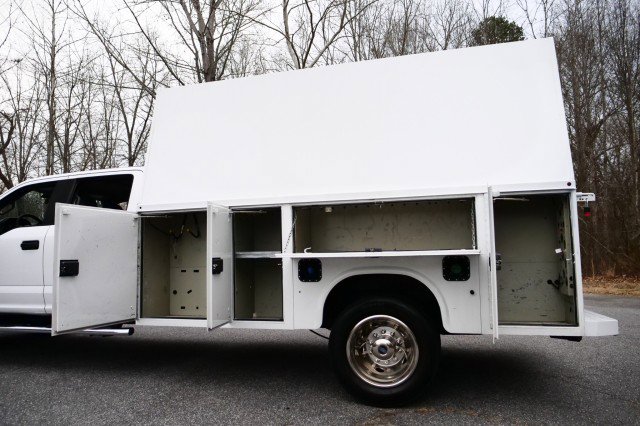 Used 2019 Ford F550 XL / DRW / Knapheide KUV / V8 image 23
